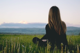Liberare la tranquillità: come la terapia del suono migliora la salute mentale